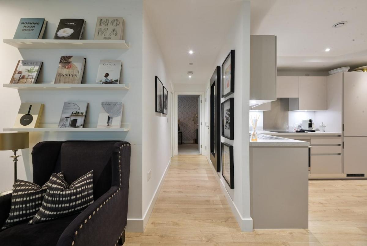 Luxury Boutique Designer Apartment- Tube Access- Zone 1 Appartamento Londra